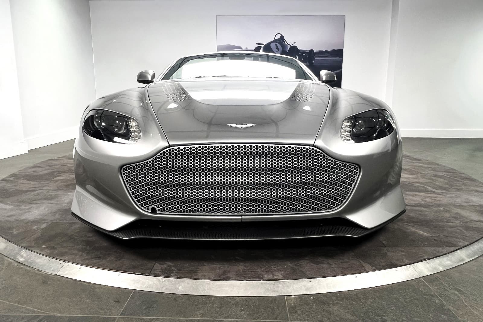 Aston Martin V12 VANTAGE V600 exterior view