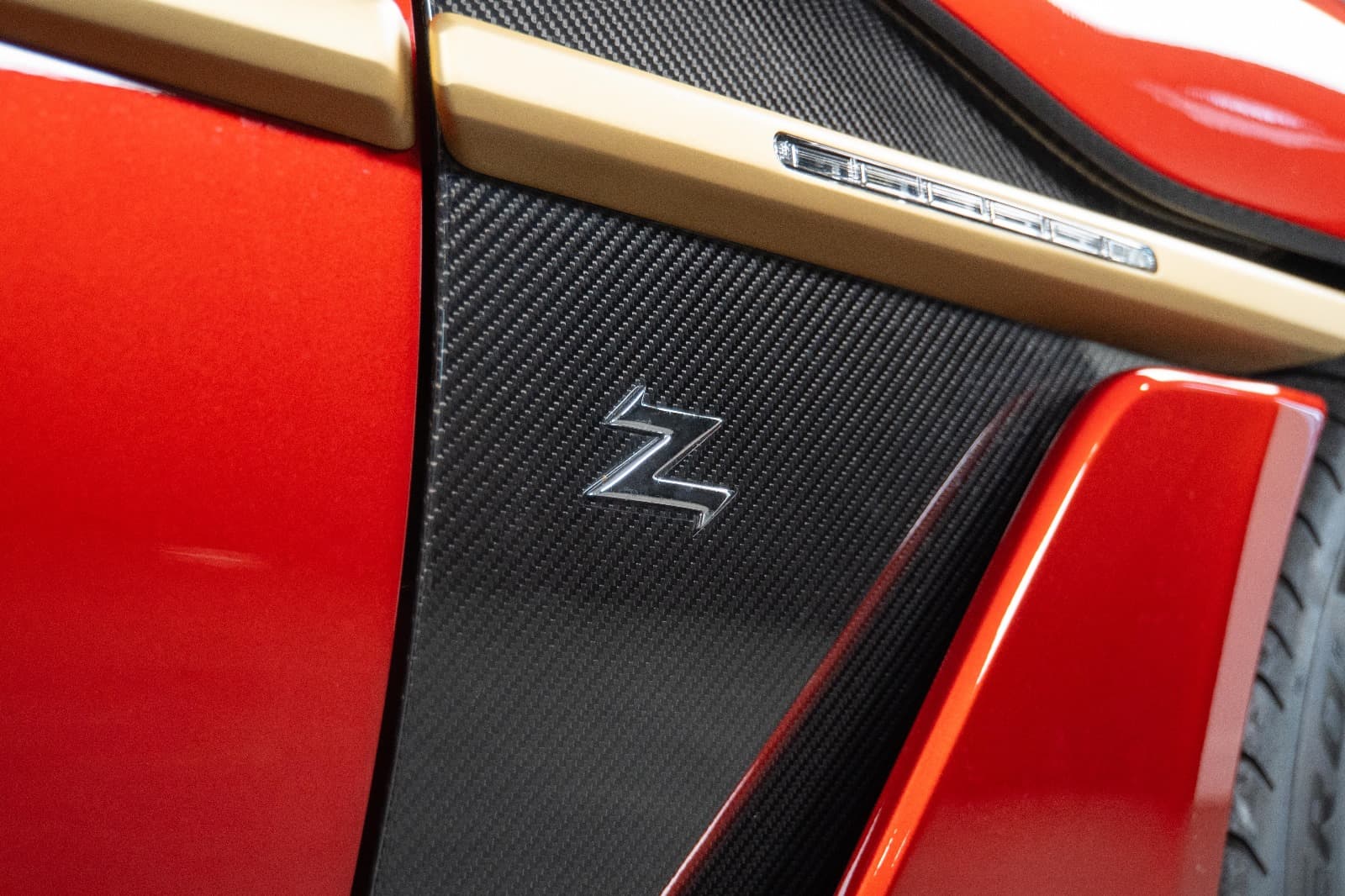 Aston Martin Vanquish Zagato Shooting Brake exterior view