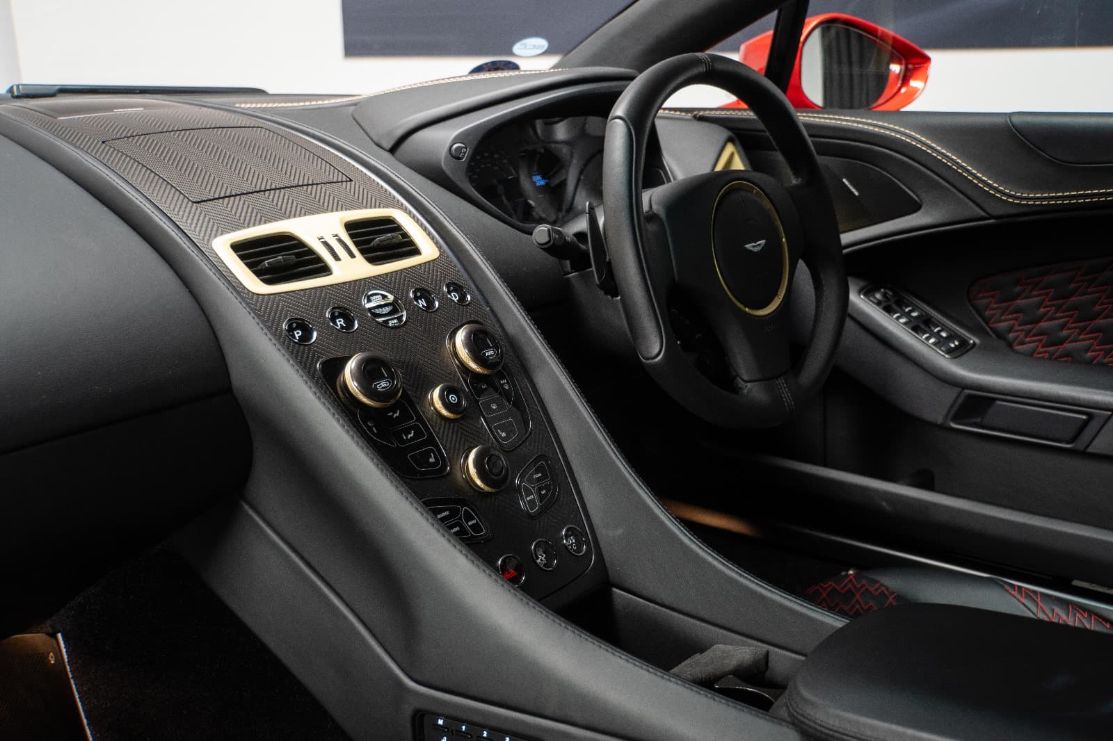 Aston Martin Vanquish Zagato Shooting Brake exterior view